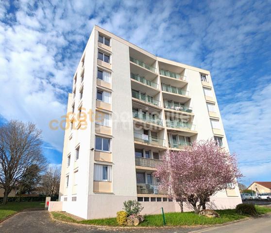 Vente
                Appartement69,8 m² - 3 Pièces -
                    POITIERS (86000)
