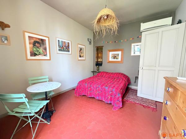 Maison de ville 85m2, 2/3 Ch, terrasse et cour!