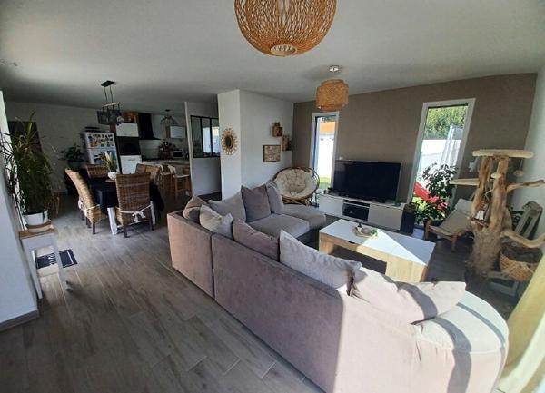 Maison à vendre    4 pièces •  Dompierre-sur-Mer