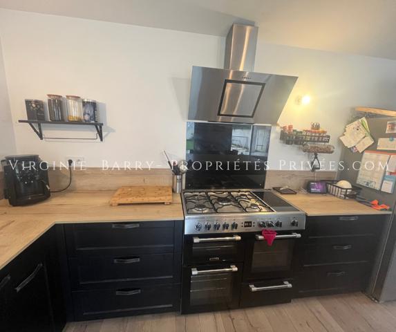 BELLE MAISON T4 DE PLAIN PIED NON MITOYENNE AVEC PISCINE