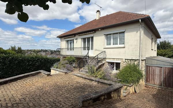 Maison à vendre    6 pièces •  Mamers