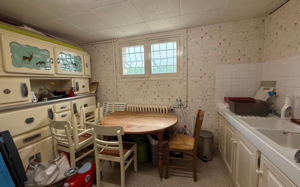 Maison à vendre    6 pièces •  Mamers