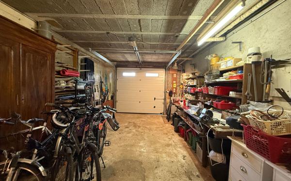 Maison à vendre    6 pièces •  Mamers