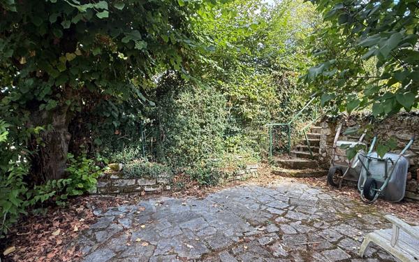 Maison à vendre    6 pièces •  Mamers