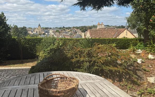 Maison à vendre    6 pièces •  Mamers