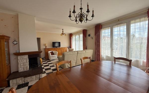 Maison à vendre    6 pièces •  Mamers