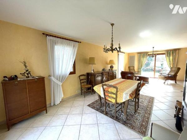 A VENDRE - REZE - Trocardiere- Au calme - Maison de plain-pied d'env 108.64m² sur 503m² de terrain.