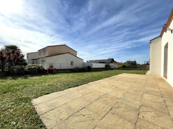 A VENDRE - REZE - Trocardiere- Au calme - Maison de plain-pied d'env 108.64m² sur 503m² de terrain.