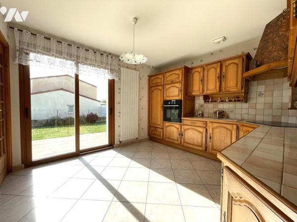 A VENDRE - REZE - Trocardiere- Au calme - Maison de plain-pied d'env 108.64m² sur 503m² de terrain.