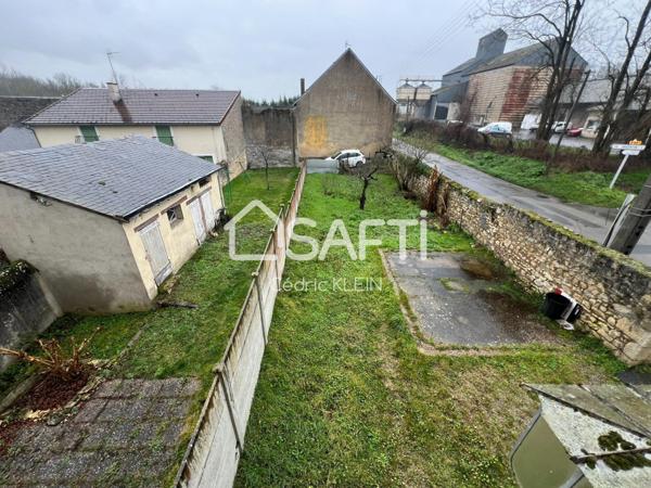 Ensemble de rapport avec 2 maisons individuelles