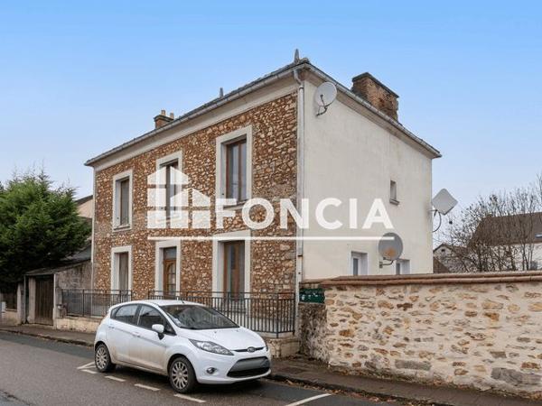 À vendre Immeuble 743 m² - Moissy-cramayel 77550