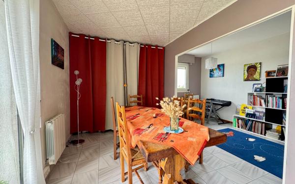 Appartement à vendre    3 pièces • 89 m2 Mérignac