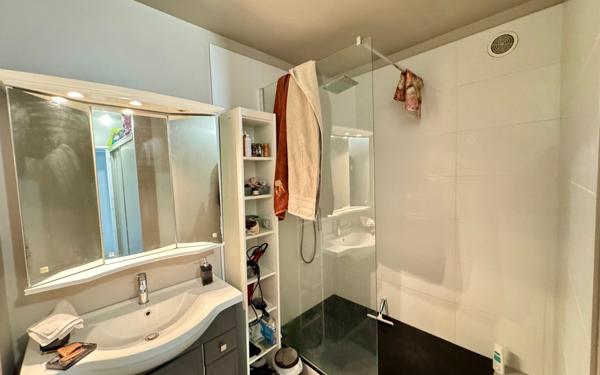 Appartement à vendre    3 pièces • 89 m2 Mérignac
