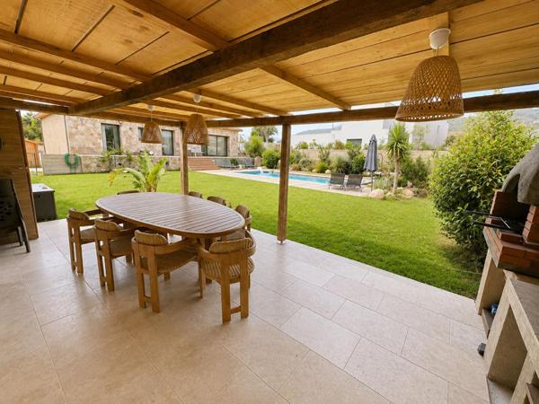 Maison  T4 avec piscine à LECCI (20137) - CORSE DU SUD - FRANCE