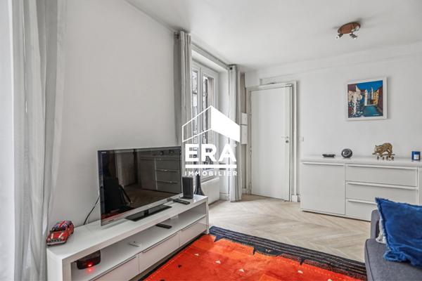 PARIS 9 - MARCHE CADET - Appartement 2 pièces - 33m2