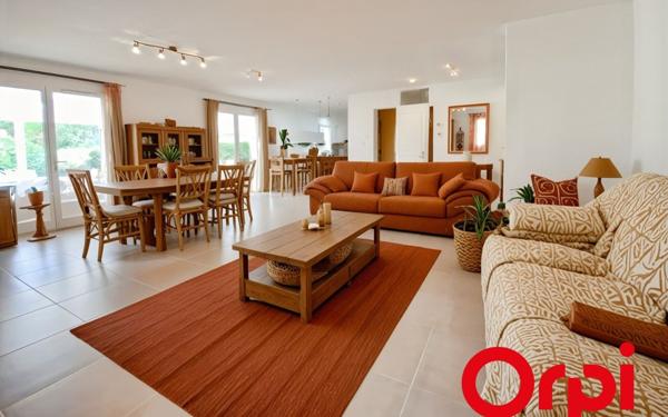 Maison à vendre    5 pièces • 123 m2 Aix-en-Provence