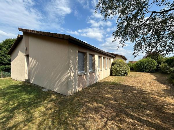 Bureau
         5 pièces
        - 750 m²