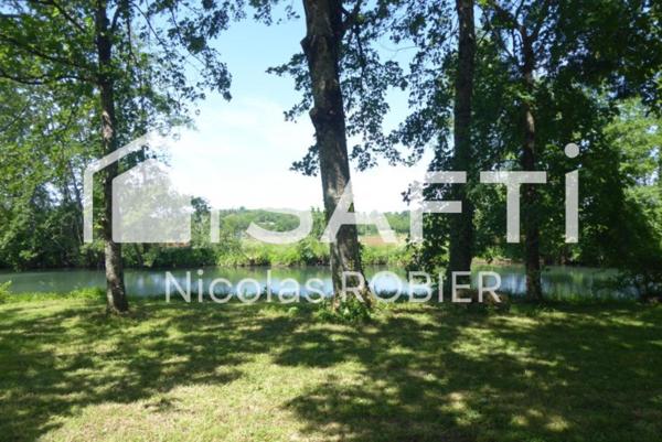 BELLE MAISON EN PIERRE 5 CHAMBRES EN BORD DE SÈVRES !!