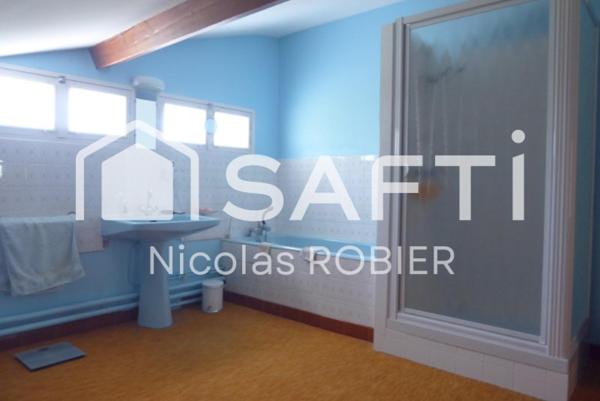 BELLE MAISON EN PIERRE 5 CHAMBRES EN BORD DE SÈVRES !!