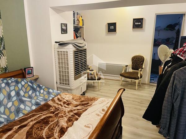 Maison avec local commercial - Plein centre de Limoux