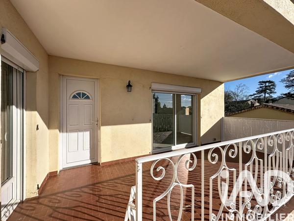 Maison à vendre 7 pièces 202 m² Le Pontet