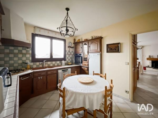 Maison à vendre 8 pièces 174 m² Coubron