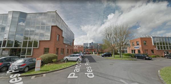 Immeuble indépendant de bureau