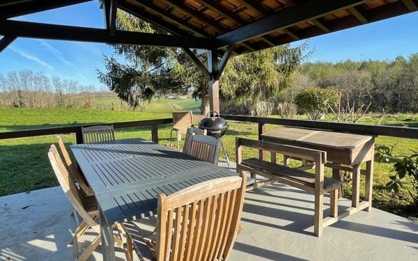 Maison à vendre    5 pièces • 187 m2 Dax