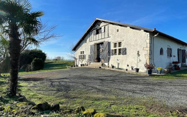 Maison à vendre    5 pièces • 187 m2 Dax