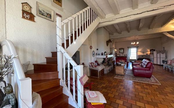 Maison à vendre    5 pièces • 187 m2 Dax