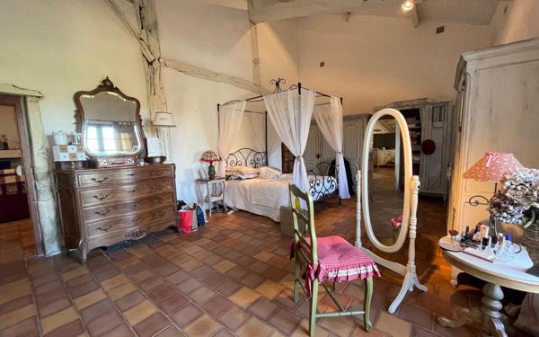 Maison à vendre    5 pièces • 187 m2 Dax