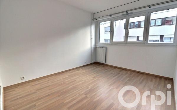 Appartement à vendre    2 pièces • 49,91 m2 Paris 19