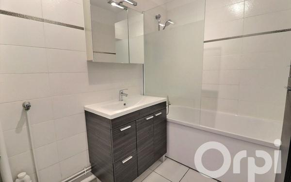 Appartement à vendre    2 pièces • 49,91 m2 Paris 19