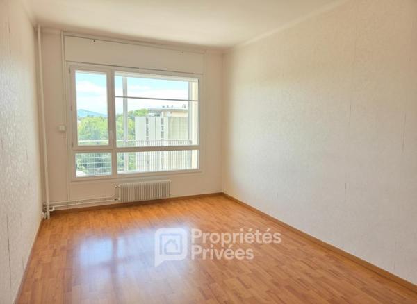 Appartement Montélimar 4 pièces 105 m2