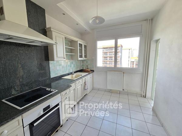 Appartement Montélimar 4 pièces 105 m2