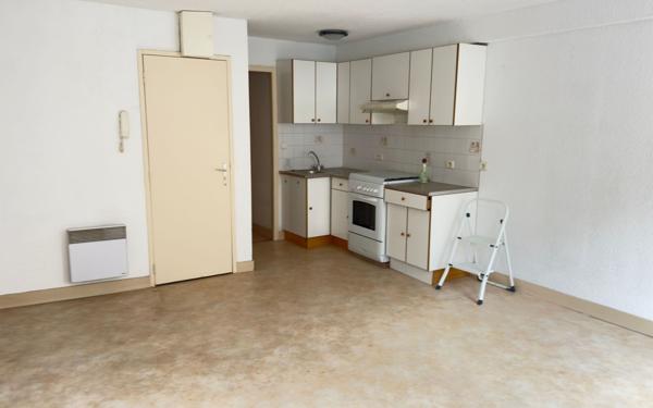 Appartement à louer    2 pièces • 45 m2 Saint-Junien