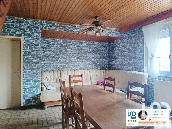 Maison traditionnelle 4 pièces de 113 m² à Ferrière-la-Grande (59680)