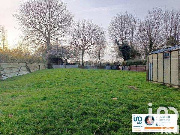 Maison traditionnelle 4 pièces de 113 m² à Ferrière-la-Grande (59680)