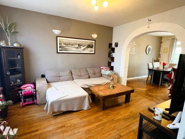 MONTBIZOT - Maison 103m² 15min du Mans, proche écoles et gare sncf