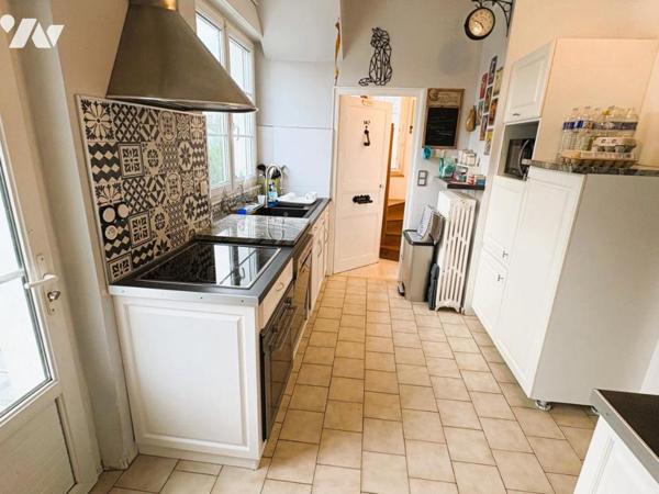 MONTBIZOT - Maison 103m² 15min du Mans, proche écoles et gare sncf