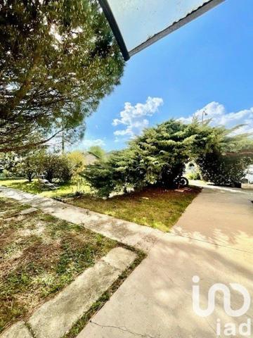 Maison 5 pièces de 110 m² à Ambès (33810)