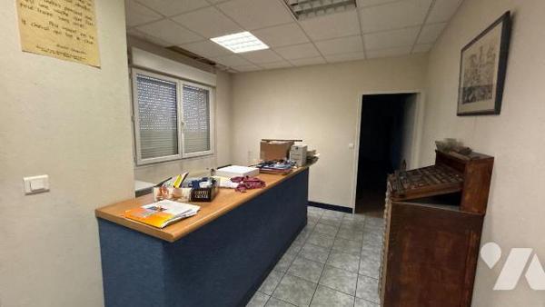 À VENDRE - LOCAL PROFESSIONNEL À FAGNIÈRES (Zone commerciale et artisanale)

PRIX A DEBATTRE...