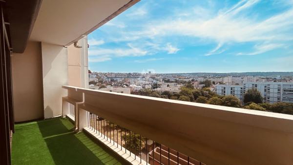 Appartement Nanterre 3 pièce(s) 349 000 € **  - Référence  15450