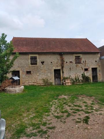 Divers à vendre à Alligny-Cosne dans la Nièvre (58200), ref : ST 257