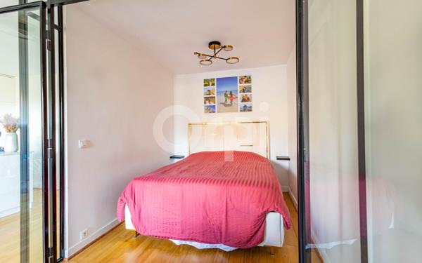 Appartement à vendre    2 pièces • 54 m2 Le Raincy