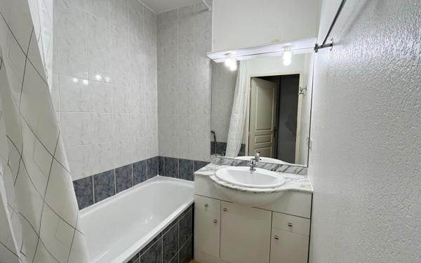 Appartement à vendre    2 pièces •  Agde