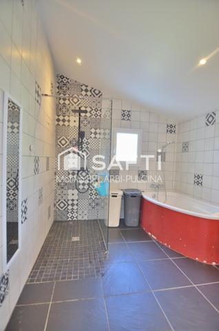 Grange rénovée avec charme, lumière et confort