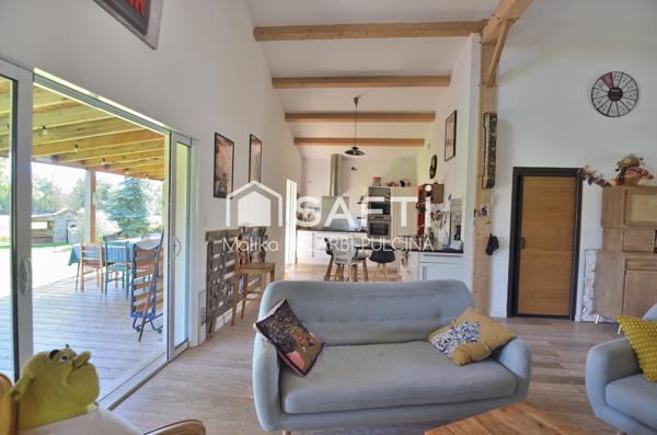 Grange rénovée avec charme, lumière et confort