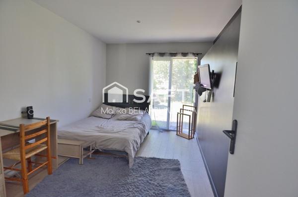 Grange rénovée avec charme, lumière et confort