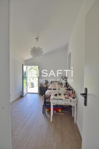 Grange rénovée avec charme, lumière et confort